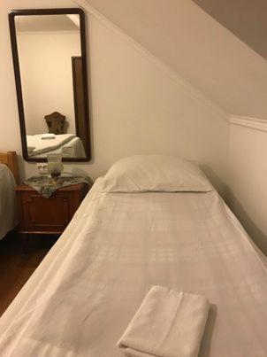 Engi Panzio Bed & Breakfast Ocna de Sus Ngoại thất bức ảnh